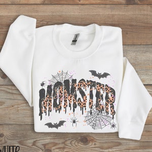 Halloween Mom Sweatshirt, Momster Sweatshirt for Halloween, Spooky Season Crewneck,Funny Halloween Mama Sweater,Gift for Mom Halloween Shirt