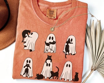 Ghost Cat Shirt, Comfort Colors® Cat Ghost T-Shirt, Cute Cat Lovers Shirt, Retro Ghost Halloween, Halloween Cat T-shirt, Spooky Season Gift