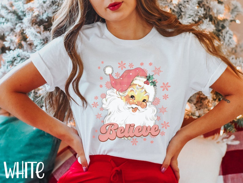 Pink Retro Santa Tee, Pink Christmas Santa Graphic Tee, Clothing, Retro Vintage Tee, Pink Santa T-shirt, Christmas Vibes, Pastel Holiday Tee bild 2