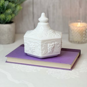 Vintage Candle, Vintage Imperial Milk Glass with Lid, Hostess Gift image 2