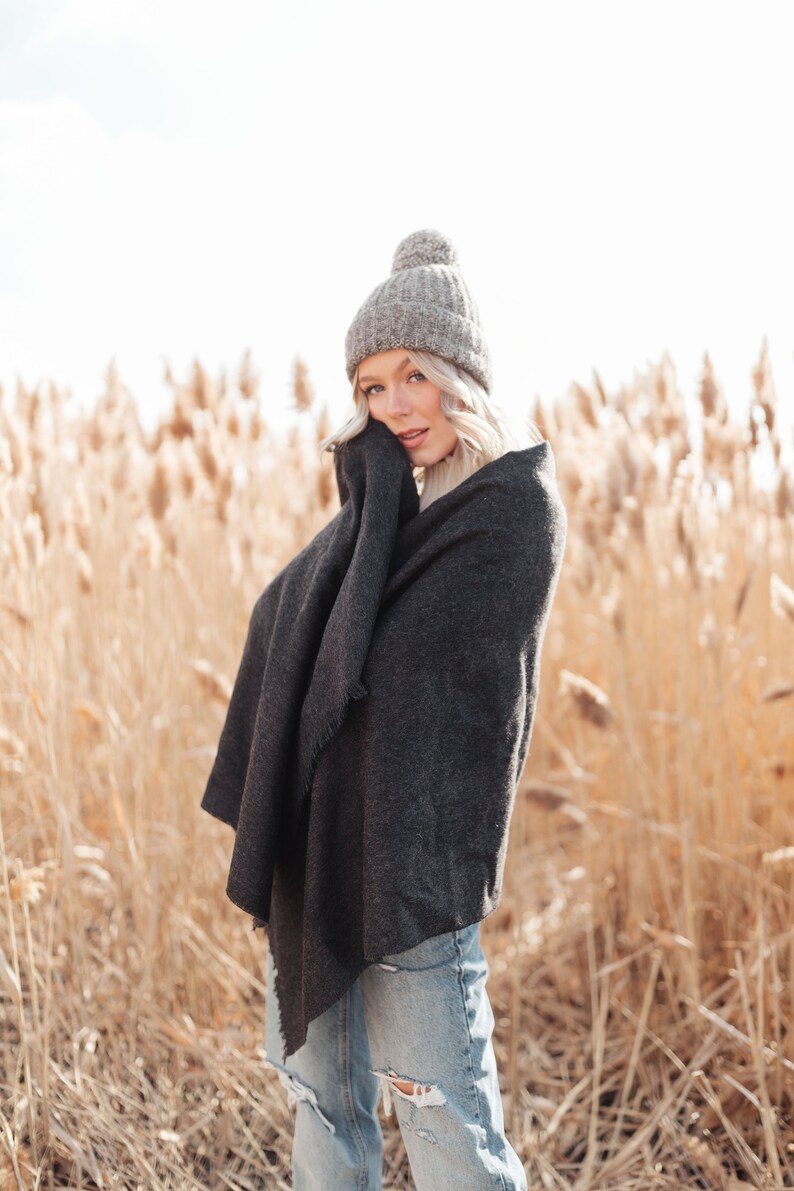 Alpaca Charcoal Gray Pom Beanie image 9