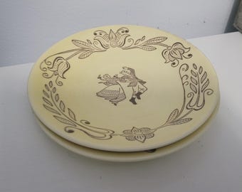 Platillos antiguos con diseño del condado de Bucks de Royal China Company