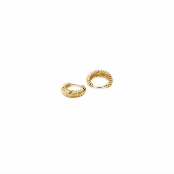 Classy gold earrings new arrivals