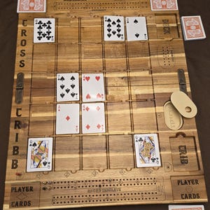 Version 2.0, Bestes, maßgeschneidertes Hartholz Cross Cribb Spielbrett, handgefertigt, klappbar, mit Karten und Stiften, fast 15 Pfund Spielbrett!