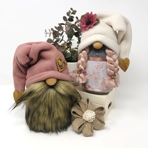 Valentine&#39;s Gnome Couple | Valentine gift for her, Gnomes, Valentine&#39;s Day Decor