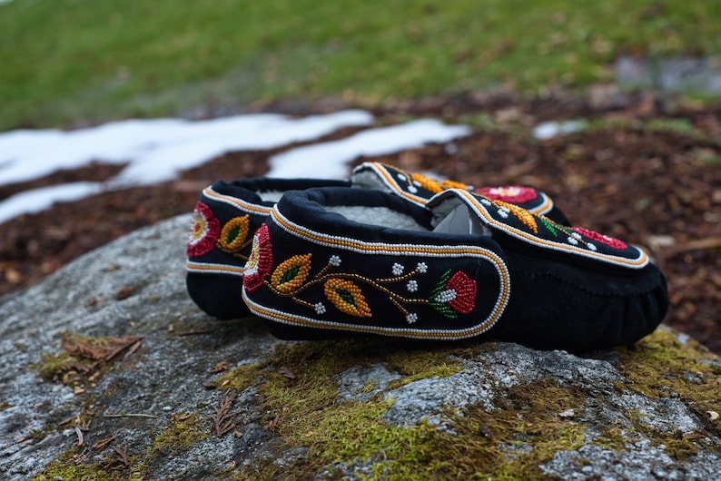 Moccasins Handmade beaded moccasins with Intricate bead-work Genuine Leather image 6