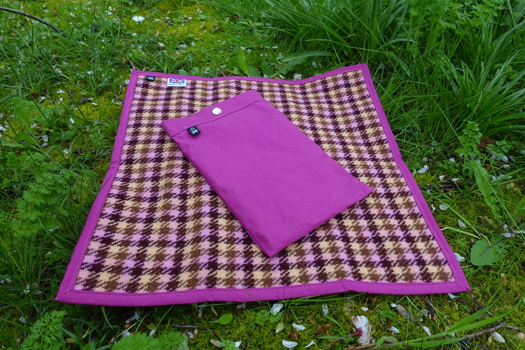 Welsh Mat Dry Waxed Cotton and Welsh Wool Sit Mat With Case - Etsy