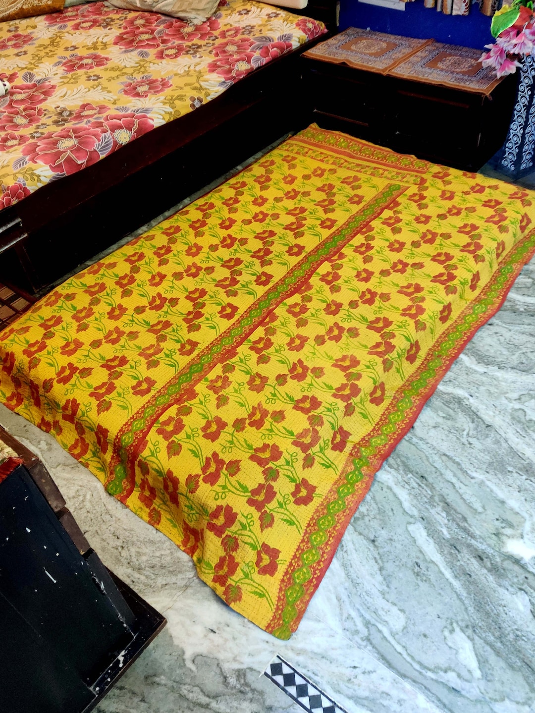 Old Patch Work Kantha Quilt Floral Print, Hand Stich Kantha Quilt AAA