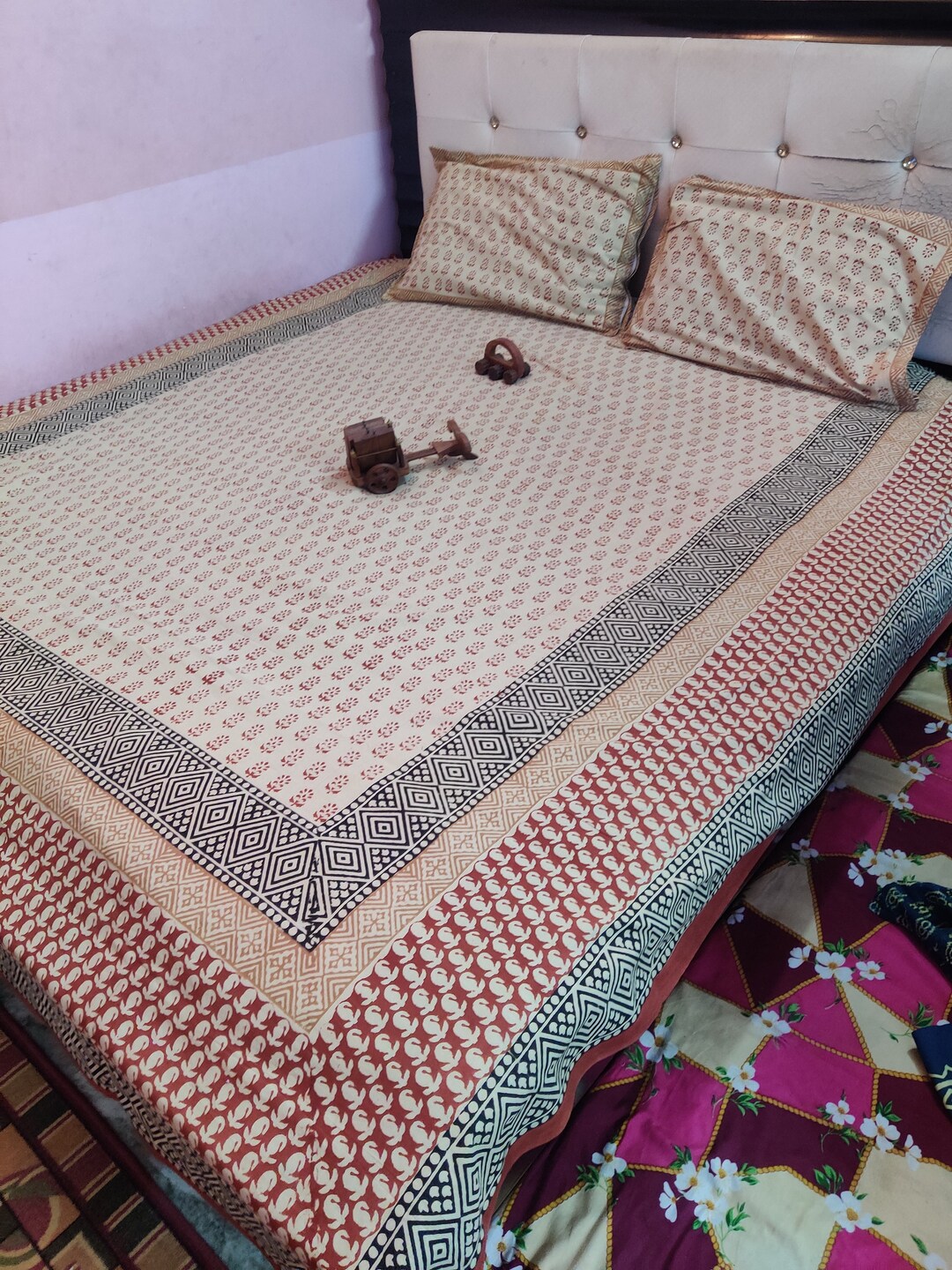 Hand Block Printed Cotton Bedsheet With Pillow Covers/ Queen Size ...