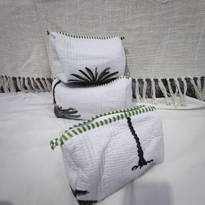 Borsa da trucco in cotone trapuntato, borsa per cosmetici, fatta a mano, borsa da toilette, regalo ideale, piccola borsa da lavaggio per donna, stampa a blocchi, custodia per borsa