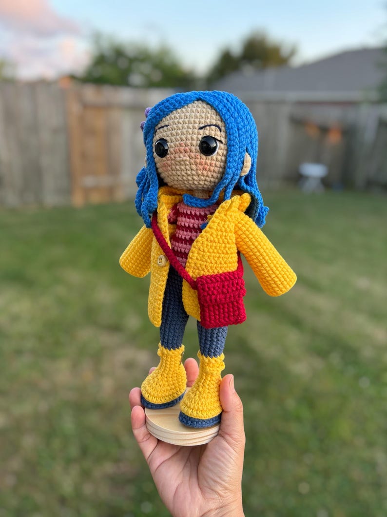 Crochet Coraline Keychain coraline 28cm