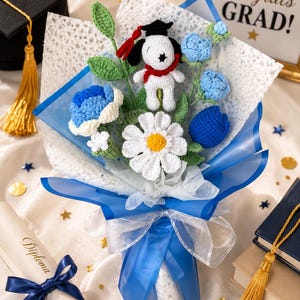 Crochet Graduation Bouquet