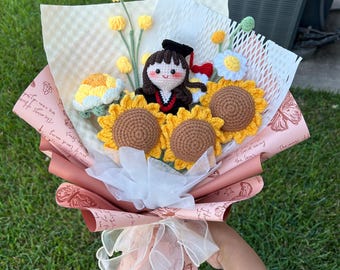 Crochet Graduation Bouquet