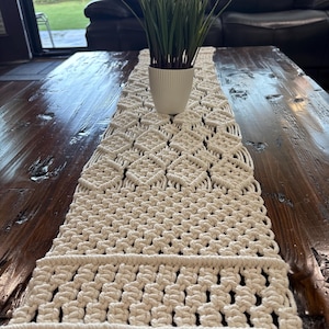 Handmade Macrame Table Runner, Boho Table Décor, Table Runner with Tassels, Rustic Kitchen/Dining Décor, Vintage Farmhouse, minimalist,