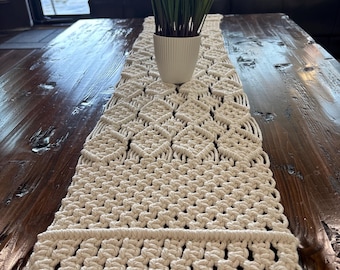 Handmade Macrame Table Runner, Boho Table Décor, Table Runner with Tassels, Rustic Kitchen/Dining Décor, Vintage Farmhouse, minimalist,