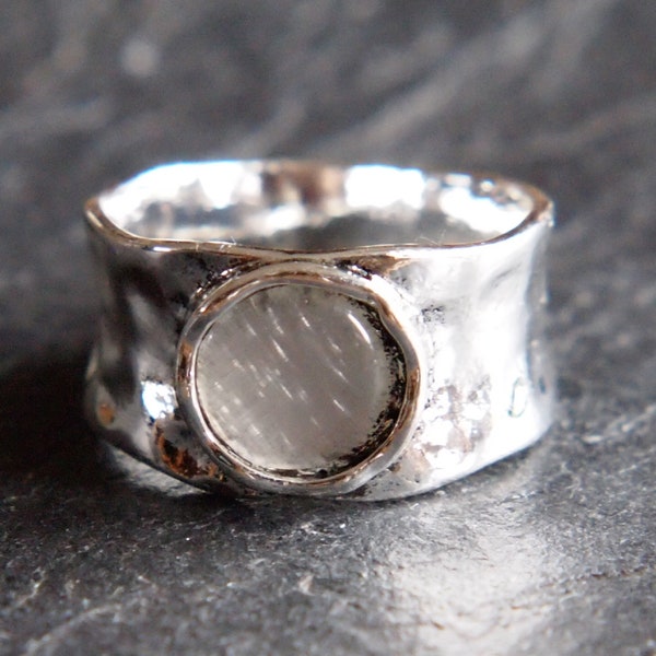 Vintage ring breed met maansteen