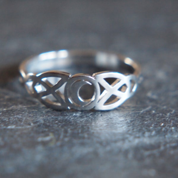 Celtic ring, magically beautiful with a moon