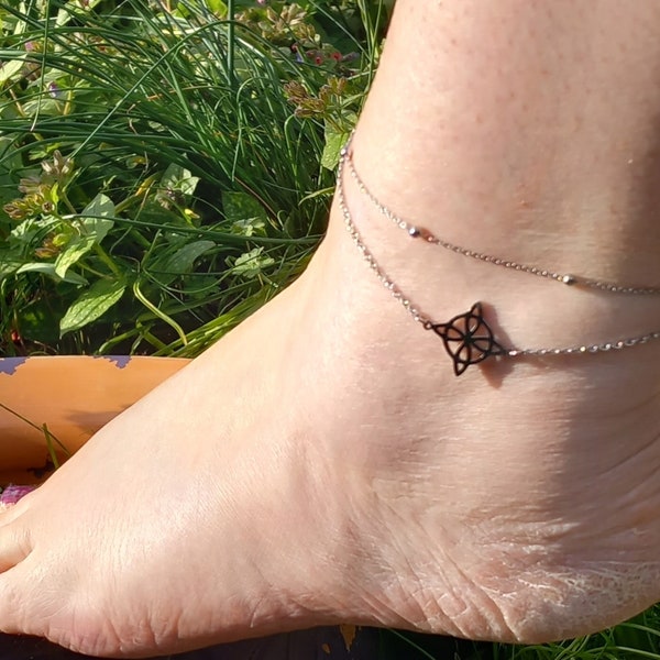 NEW: Anklet witch knot