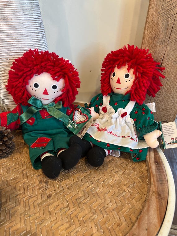 Vintage Raggedy Ann and Andy Doll: 1998 Snowden Christmas Plush