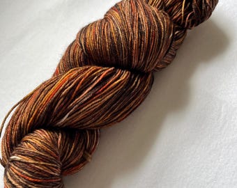 Handgefärbte Sockenwolle in 100g Strang, Herbstlaub, Merino Nylon Wolle
