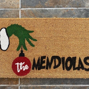Grinch Hand with Ornament mat