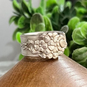 MOSS ROSE Spoon Ring, Silverware Ring, Spoon Jewelry, Gifts for Her, Recycled Jewelry, Lupus Spoon, Repurposed Silverware, Spoonie