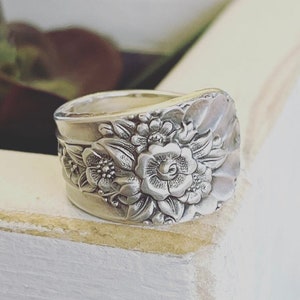 Vintage JUBILEE Spoon Ring, Silverware Ring, Silverware Jewelry, Sunflower Jewelry, Gifts for Her, Spoonie, Spoon Theory