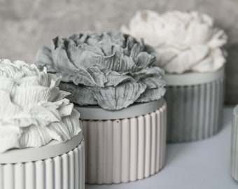 Ribbed Concrete Jewelry Box with Peony Lid: Jewelry Trinket Ring Holder