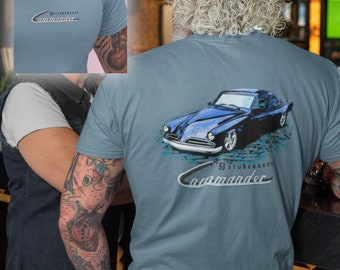 Maglietta con auto d'epoca raffigurante una Studebaker Commander blu del '53, immagine sul retro, Stude del 1953