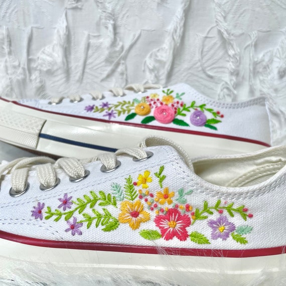 Converse Custom Embroidery / Gift for Best Friend/ -