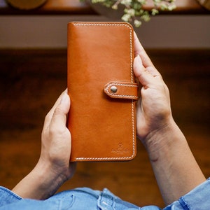Cartera de cuero personalizada, bolso vertical para mujer, monedero para mujer, regalo con monograma para ella, nombre personalizado, regalo duradero y de lujo