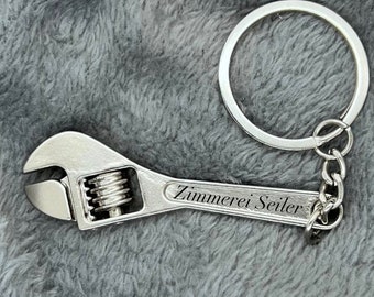 Schlüsselanhänger Werkzeug Zange mit Gravur Geschenk für Handwerker oder Bauarbeiter Personalisiert Muttertag