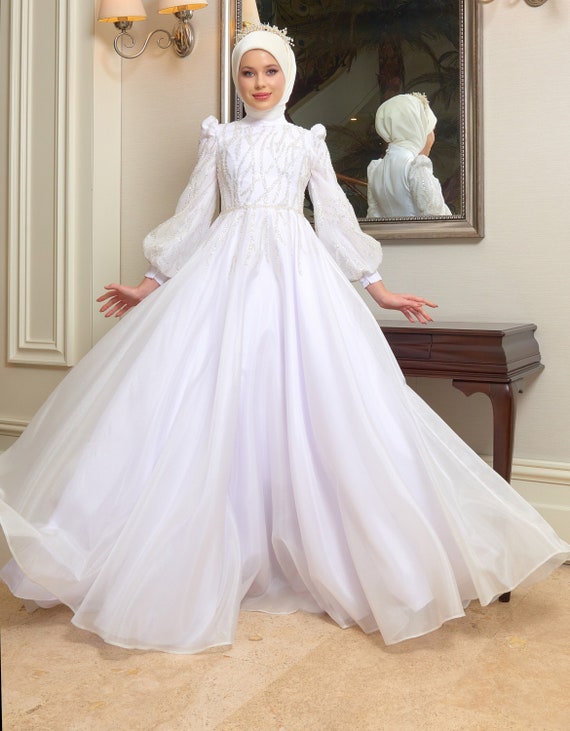 Cheap Simple Long Sleeves Wedding Dress Muslim Bridal Gown Online | Long  sleeve wedding dress simple, Wedding dress sleeves, Wedding dress long  sleeve
