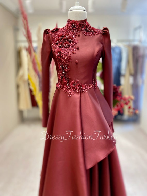 Maroon Satin Ball Gowns Wedding Dresses Off The Shoulder – alinanova