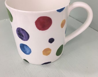 Large spot 1 pint mug
