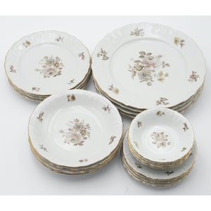 Vintage Winterling Schwarzenbach Bavaria Germany Empress Maria Theresia Dinnerware *PICK