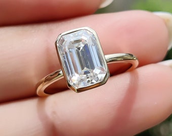 2.50 CT Emerald Cut Moissanite Diamond Ring, Unique Bezel Set Engagement Ring, Forever One Moissanite Ring, Stackable Wedding Ring For Her