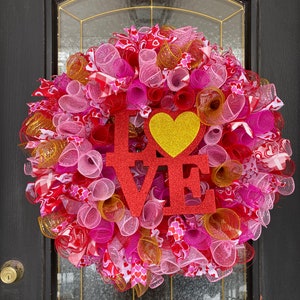 Valentine&#39;s Day Wreath, Valentine&#39;s Deco Mesh Wreath, Heart Ribbon Wreath, LOVE Wreath, Valentine&#39;s Day Decor, Love decor, Front Door Wreath