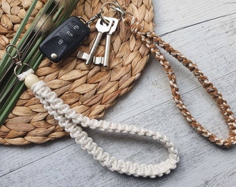 QZKJQDD Makramee Schlüsselanhänger Set - 2 Stück Boho Schlüsselband In Cremefarben & Rot