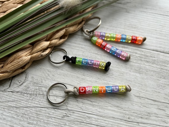 Schlüsselanhänger personalisiert, Bunter Namensanhänger, Paracord Schlüsselanhänger, Anhänger Name