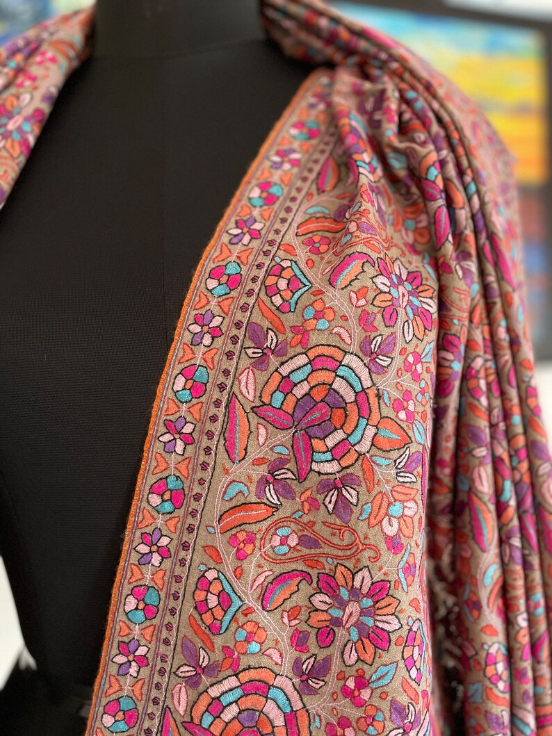 Handwoven Floral Pashmina Shawl: Embroidered Cashmere Boho Scarf image 4