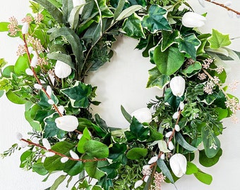 Spring Tulip Wreath with Eucalyptus and Ivy for Front Door, Artificial Floral Easter Wreath, White Flower Wreath for Mother’s Day, Greenery