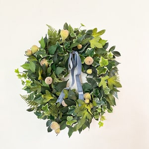 Spring Fruit Wreath with Blue Velvet Bow for Front Door Decor, Everyday Faux Greenery Wreath w/ Figs, Year Round Wreath w/ Ferns and Ivy image 4