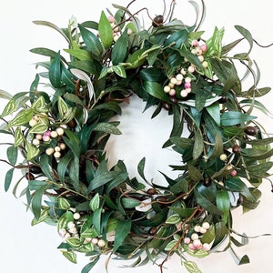 Olive and Berry Wreath, Spring Wreath for Front Door, Minimalist Olive Branch Wreath, Front Door Everyday Wreath, Simple Greenery Wreath