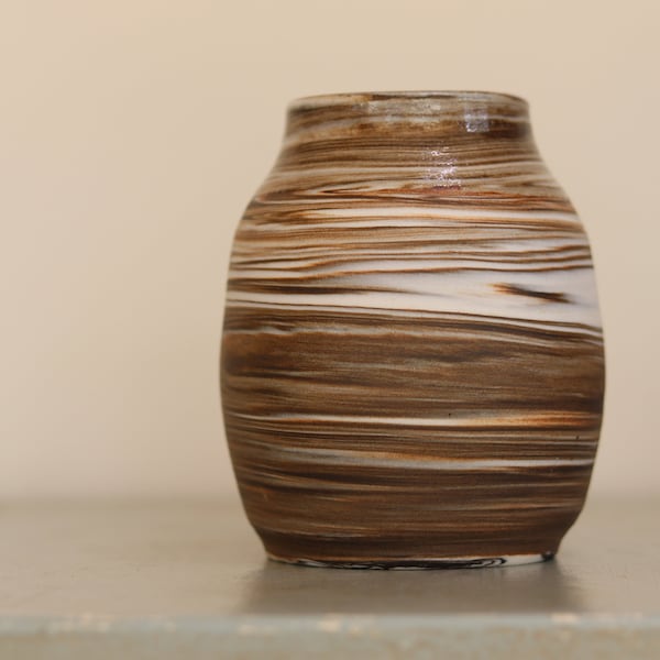 Marbled Vase, M2
