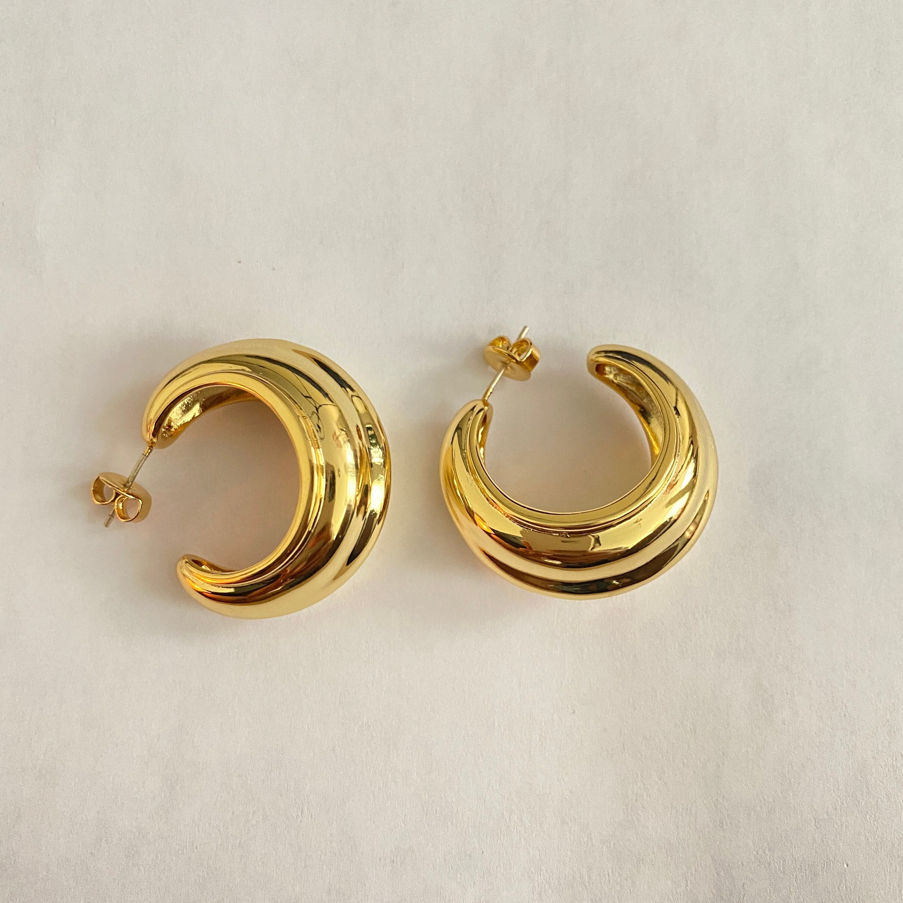 あい　Classic Hoops Thick Small Gold E596-15G_1WH_e329c012-7535-