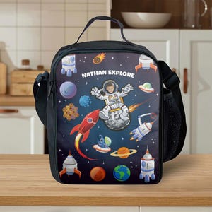Explorez l'univers en tant que cadeau astronaute pour enfant, sac à lunch photo personnalisé pour enfant, sac à lunch photo enfant personnalisé univers, cadeau de rentrée des classes