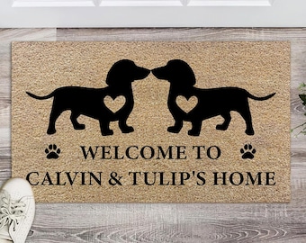 Welcome To Dachshund's Home Doormat, Funny Customized Dachshund Door Mat, Dog Mom, Dog Dad, Gift for Dog Owner, New Home Gift, Dachshund Rug