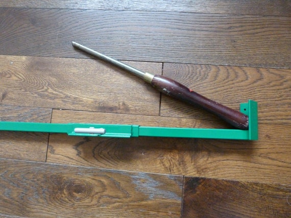 Gouge chisel sharpening tool for woodturning,gouge+fingernail=2 jigs 
