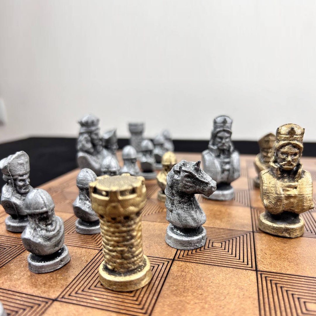 Metal Greek Roma Knight Chess Set With Chess Board Chevalier Chess Set ...